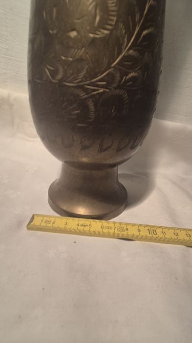 Stary mosiężny wazon Indie