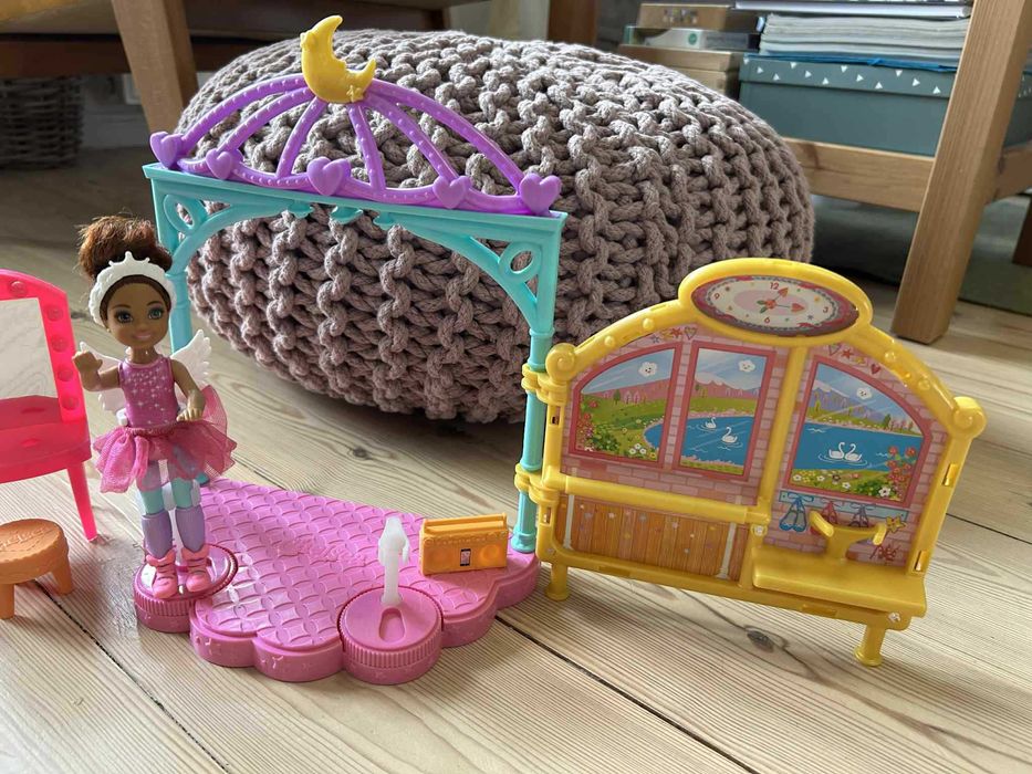 Zestaw Barbie Chelsea Szkoła Baletowa