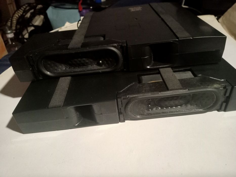 Głośniki od telewizora LCD 42 cale