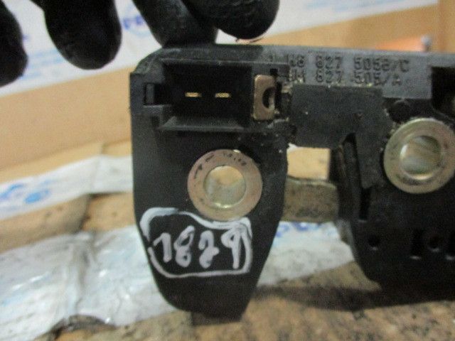 Fechadura / fecho da mala VOLKSWAGEN Polo Classic (6V2)