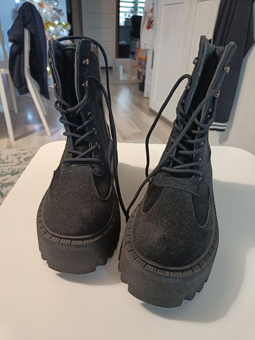 Buty zimowe / trapery/ nowe 38