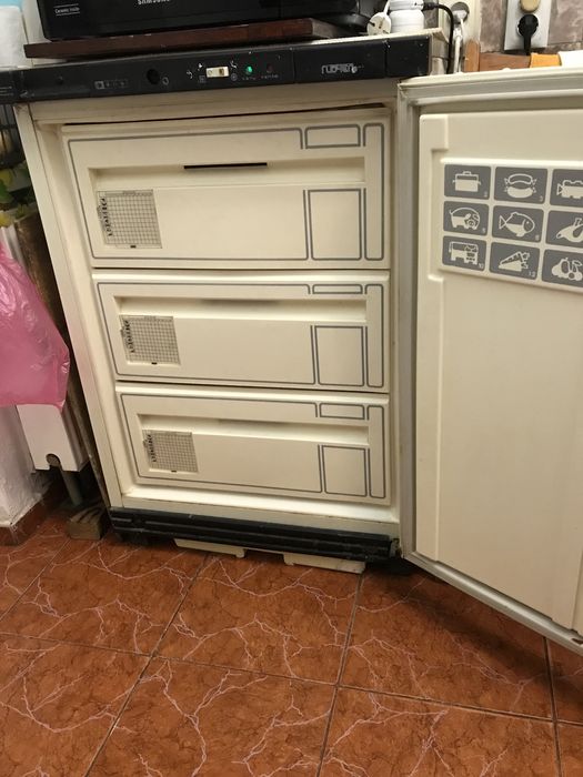 Морозильна камера