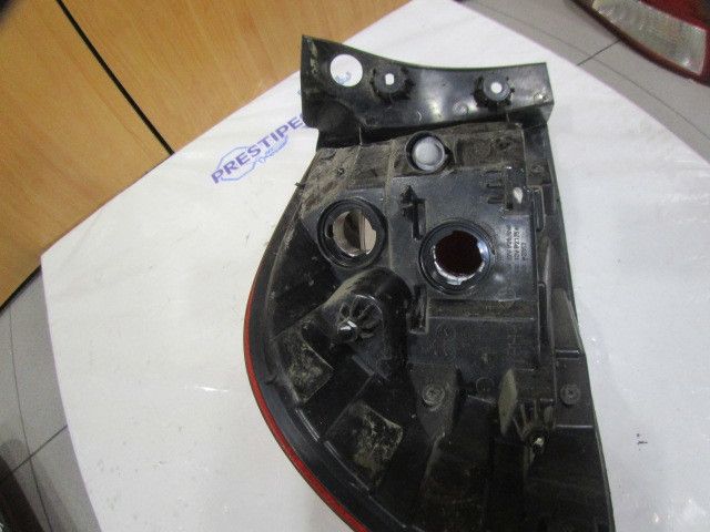 Farolim direito KIA Rio III (UB)