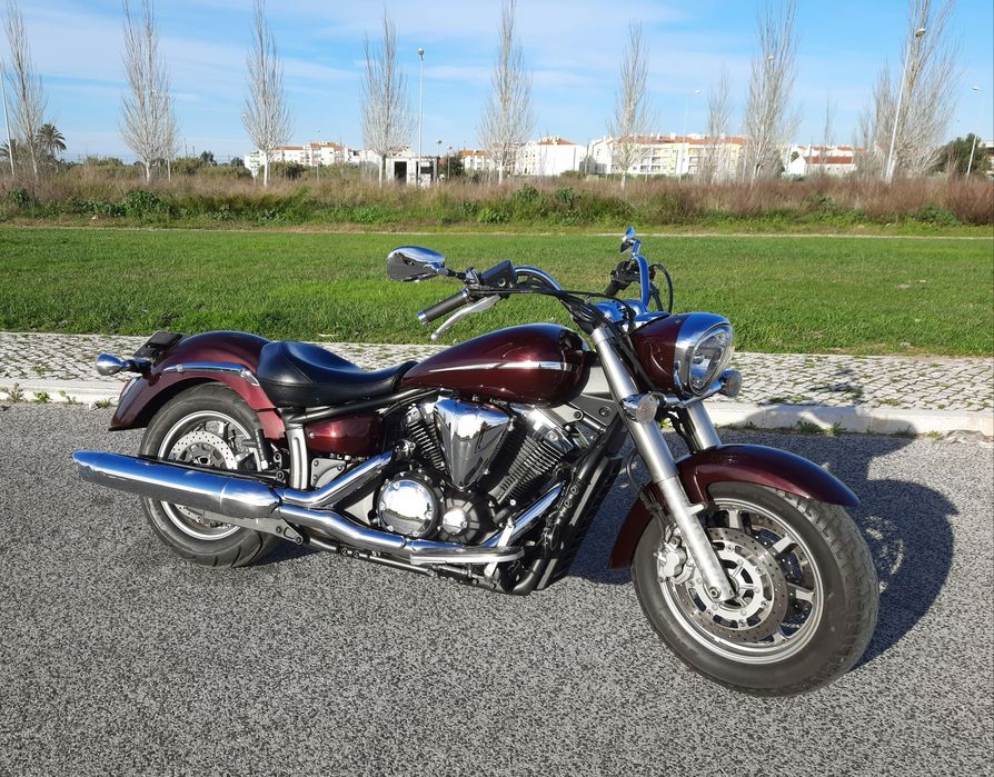 Yamaha XVS 1300  Midnight Star
