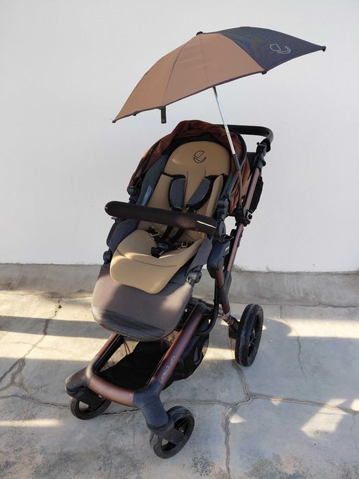 Carrinho Jané Rider + ovo Strata + base isofix 2015