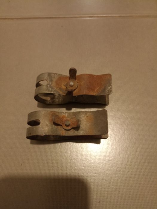 Stare uchwyty do pompki rowerowej