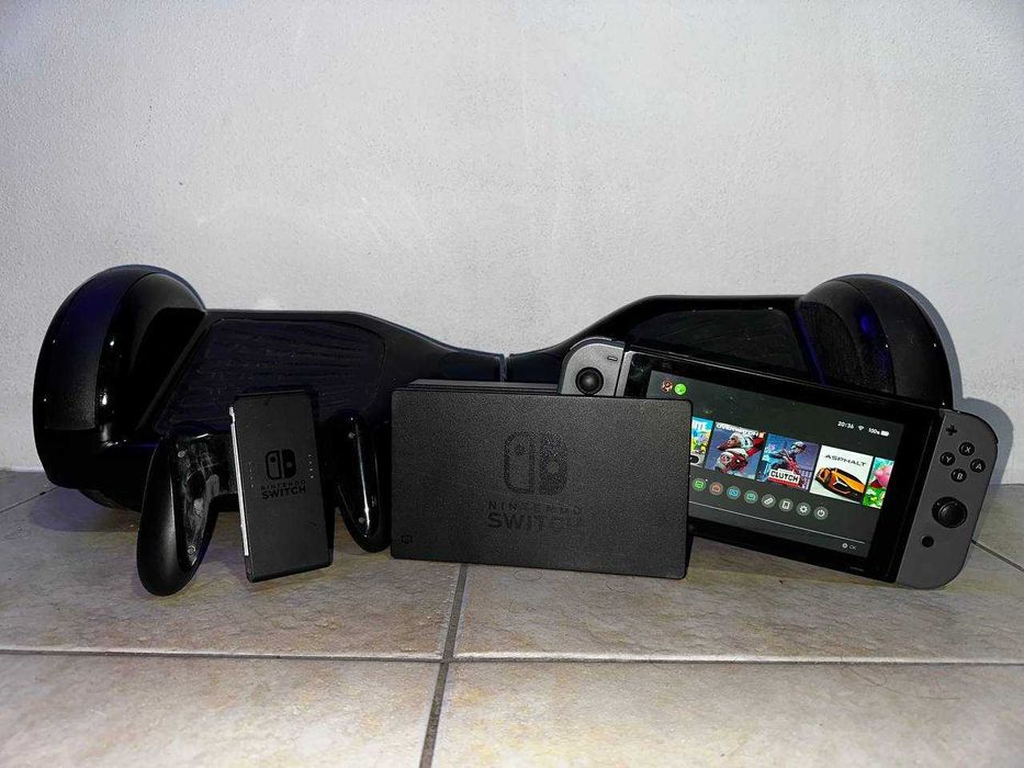 Nintendo Switch + Hoverboard
