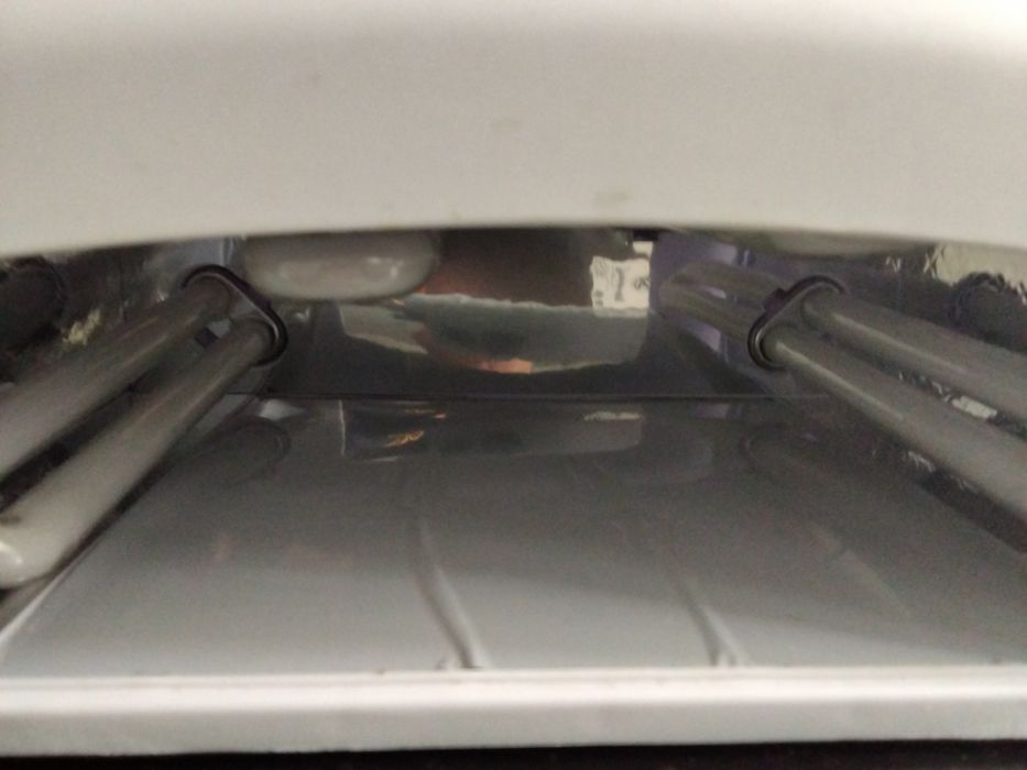 Лампа до манікюру