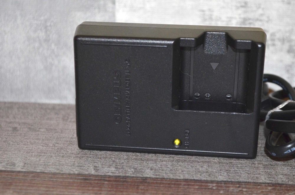 ładowarka Olympus Li-41C do aparat cyfrowy różne modele FE Mju Li-40C