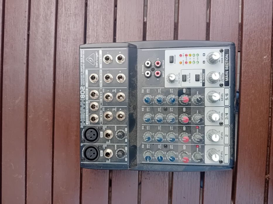 Behringer Xenyx 802 | Klasyczny analog dla pasjonata. Nietestowany.