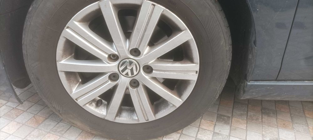 Volkswagen Golf 1.6 TDI Trendline Bluemotion