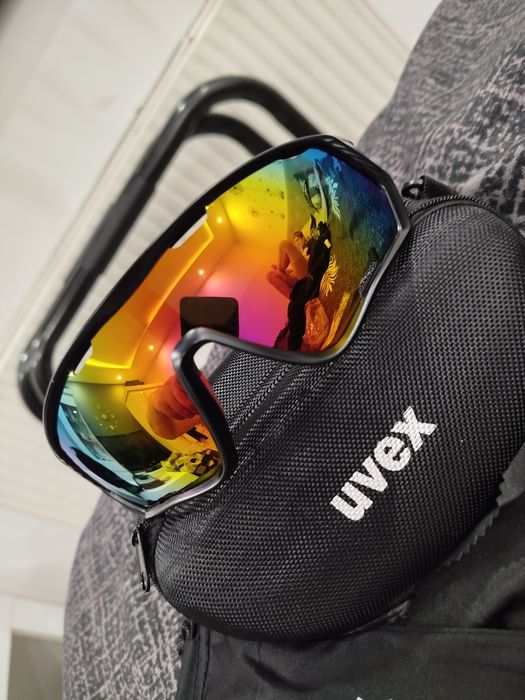 Nowe ultra lekkie okulary przeciwsłoneczne Uvex premium edition