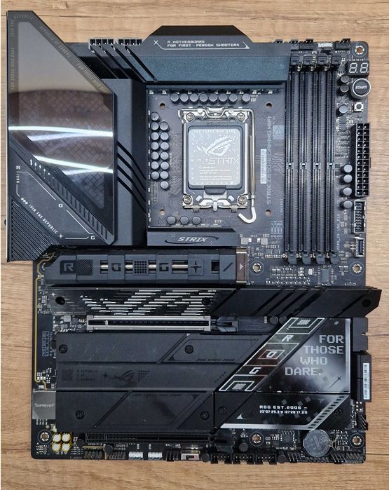 Płyta główna ASUS ROG STRIX Z890-E GAMING WIFI box gwarancja nr 531941