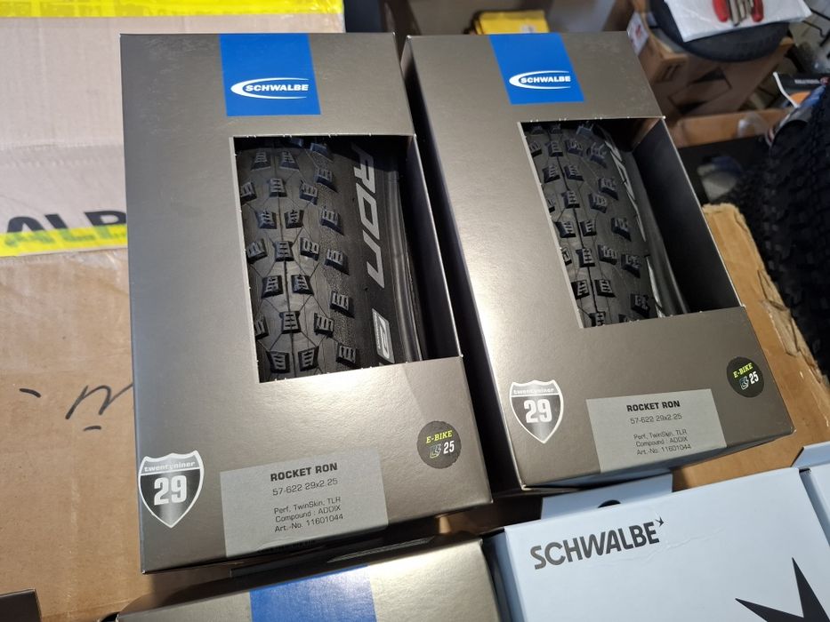ВЕЛОсипедная покрышка/шина фолдинговая Schwalbe ROCKET RON Addix 26x2.25; 27.5x2.25; 29x2.25