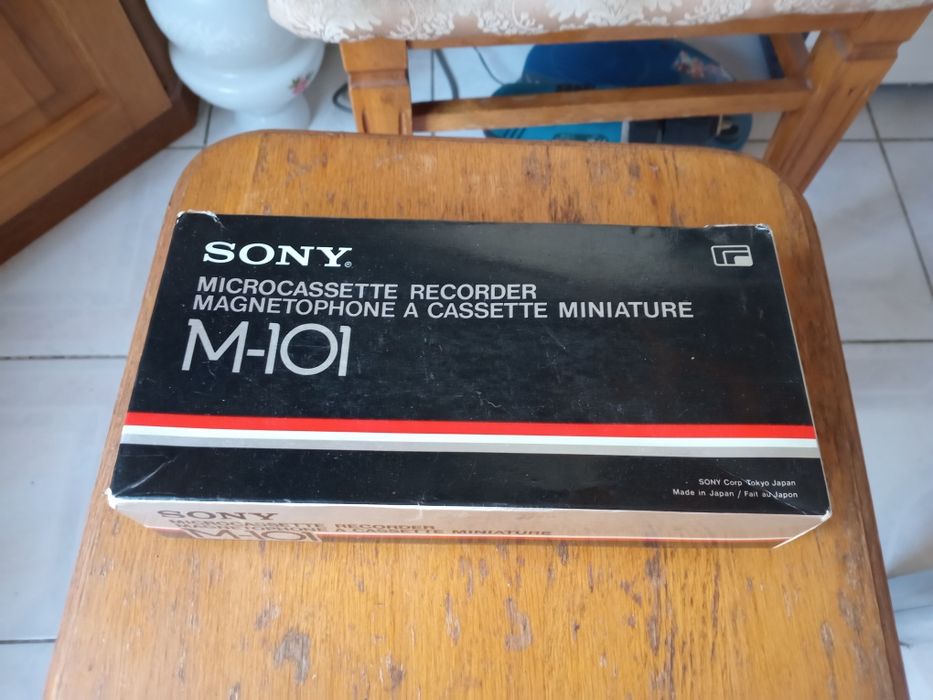Диктофон Sony M-101