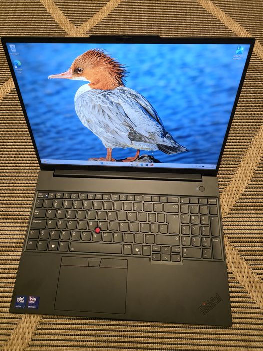 Laptop Lenovo Thinkpad E16 32GB/1TB topo gama
