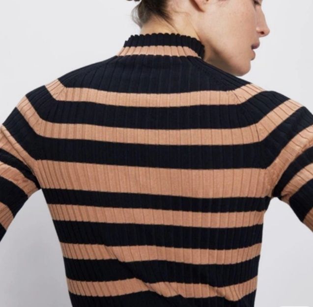 Стильна полосата кофта Zara
