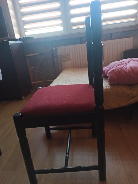 Krzesło drewniane kolor czarny