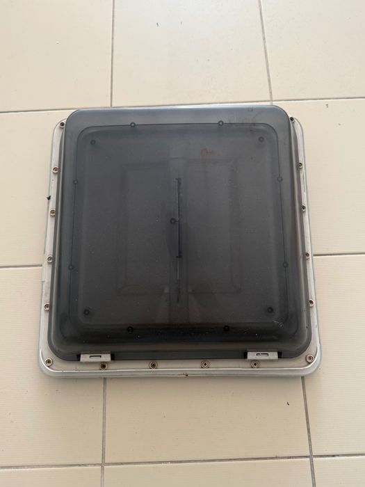 Claraboia Elevatória para Carrinha / Jipe / Autocaravana