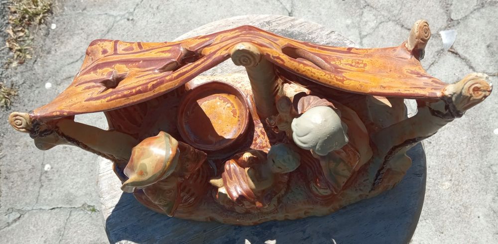 Presépio em cerâmica vidrada