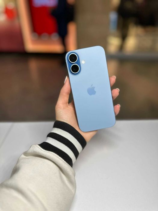 SUPER OKAZJA/iPhone 17 256GB e-SIM/bateria 100%/gwarancja 24 msc/ZŁOTE TARASY