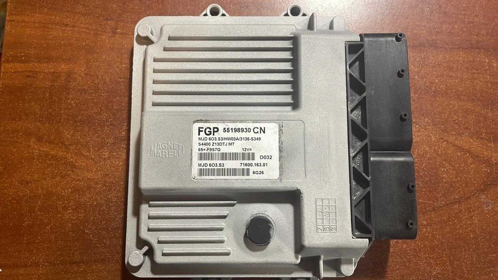 55568383 KZ/MJD603.S3 55568385 Блок управления Opel CORSA D 1.3