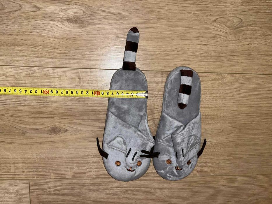 Kapcie w stylu ,,Pusheen"