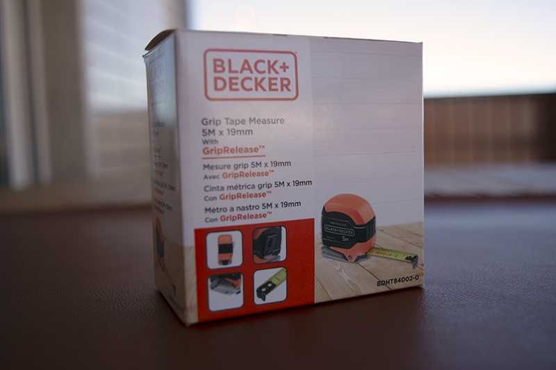 Fita Métrica BLACK+DECKER modelo BDHT84002‑0 (Nova)