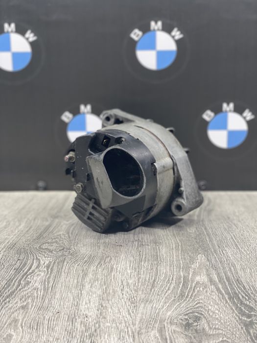 Генератор Двигуна М21 БМВ Е28