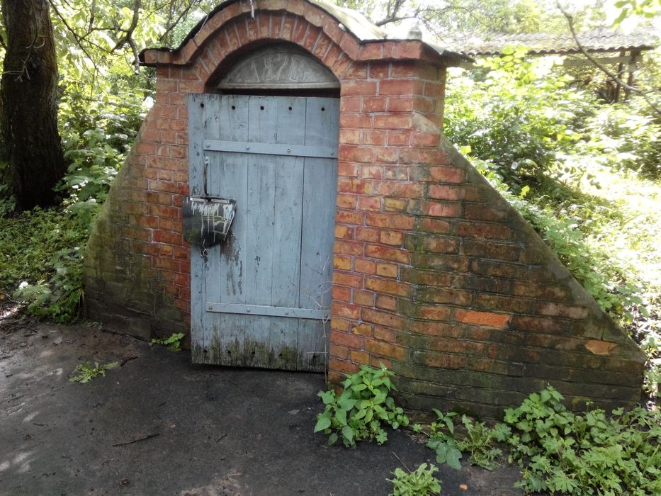 Продаємо ділянку