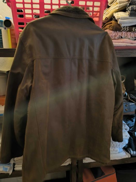 Casaco homem cor castanha