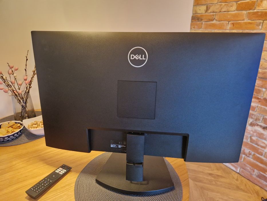 Monitor Dell 32 cale model  SE3223Q super stan