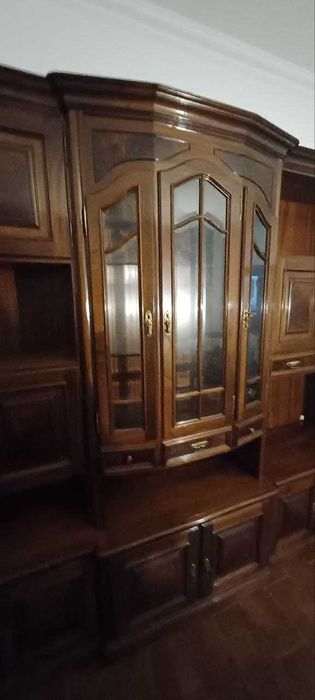 Móvel de Sala de Jantar em Madeira Maciça