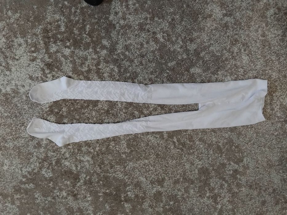 Одяг пакетом для дівчинки 9-10 років