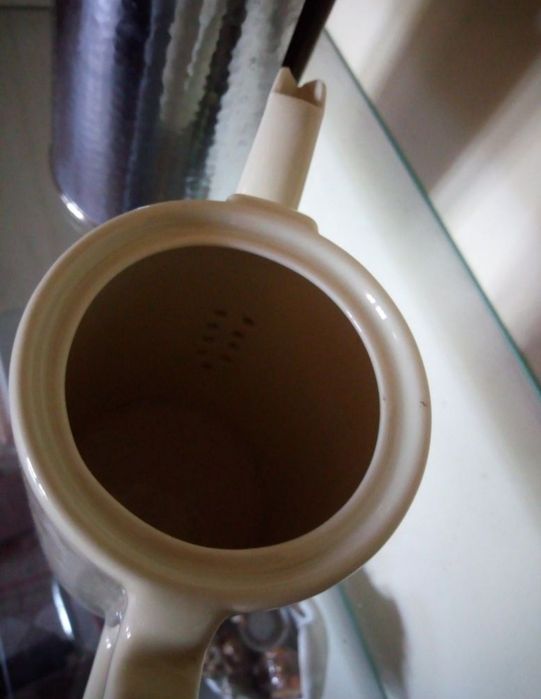Cafeteira térmica ou bule modelo Thermisol em porcelana