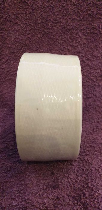Witam. Sprzedam porcelanowe gniazda(oprawy) z czasów PRL.