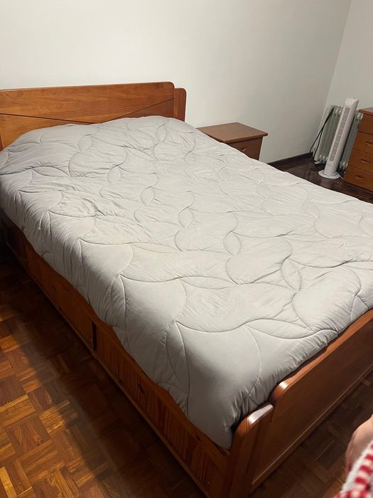 Mobília Quarto Pinho