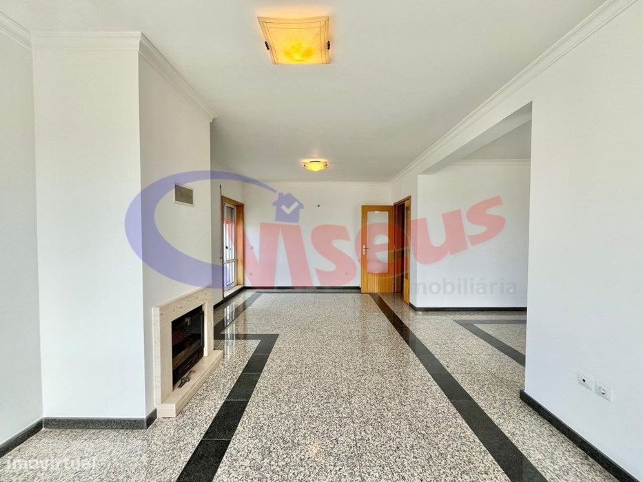 Penthouse T3+1 Vilar Paraíso