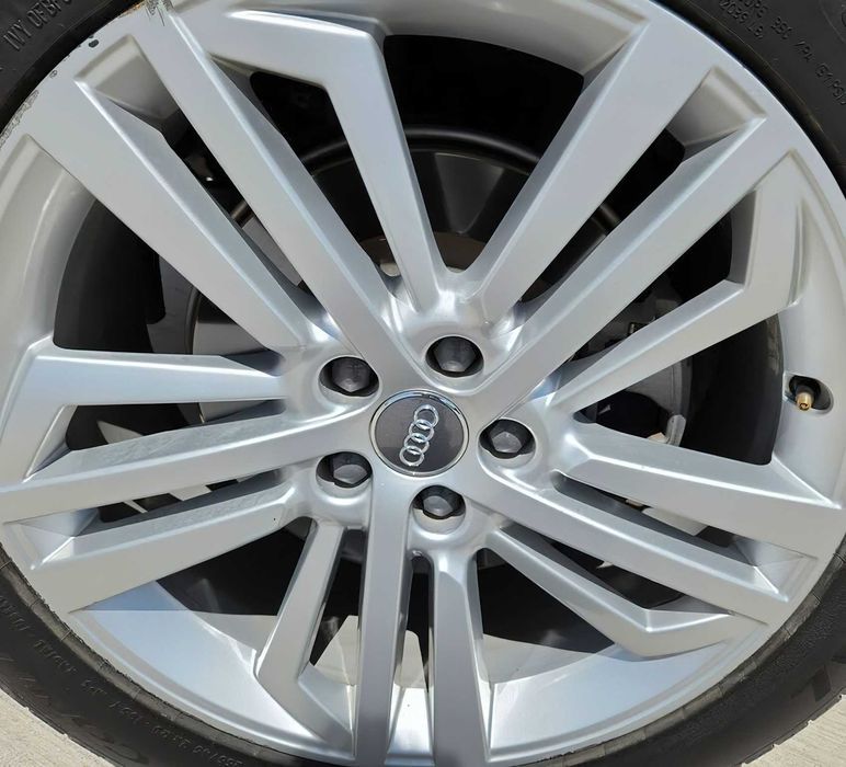 Audi Q5 2.0T      2018
