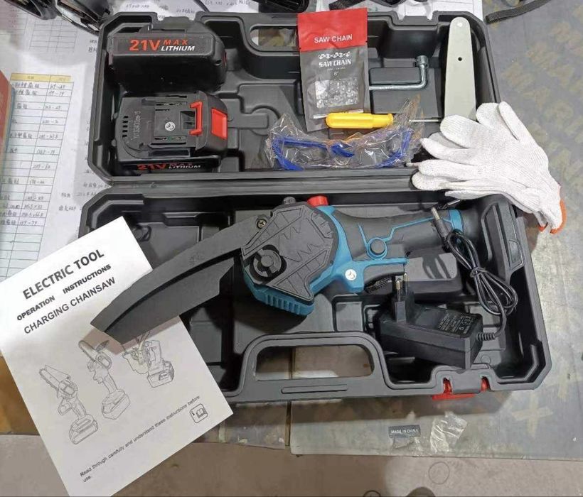 Mini motoserra 6 polegadas com depósito para o oleo