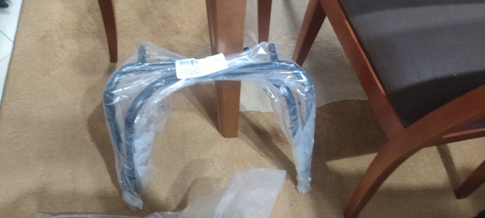 Cadeira IKEA pretas (novas)