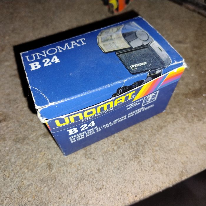 Фото спалах "unomat"