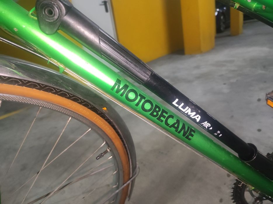 Bicicleta antiga motobecane
