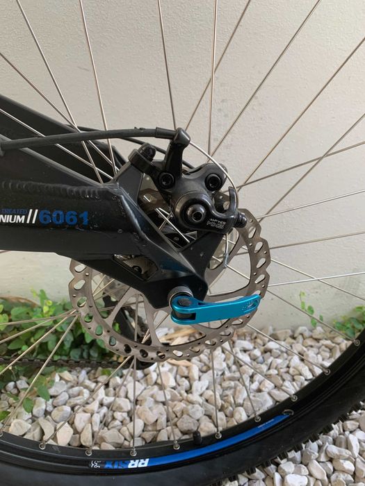 Vendo bicicleta BTT Rockrider 6.3 usada em optimo estado!