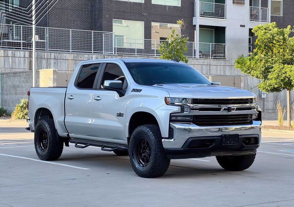 Chevrolet Silverado 1500      2021