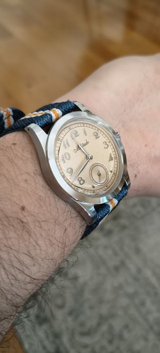 Relógio novo Salmão Militado 36mm Quartzo seiko novo