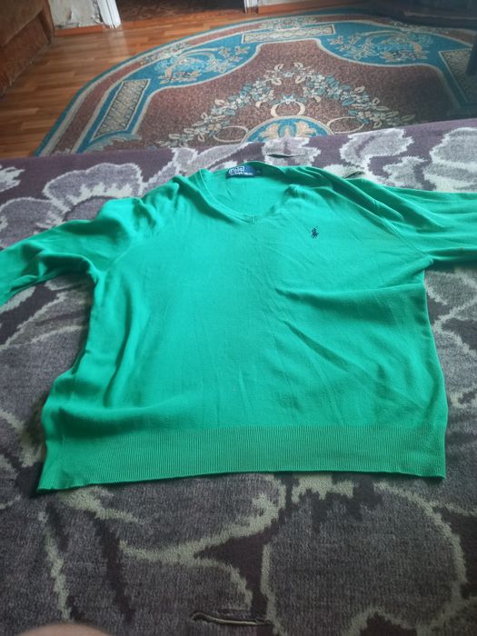 Продам кофту поло оріг  в гарному стані як нова