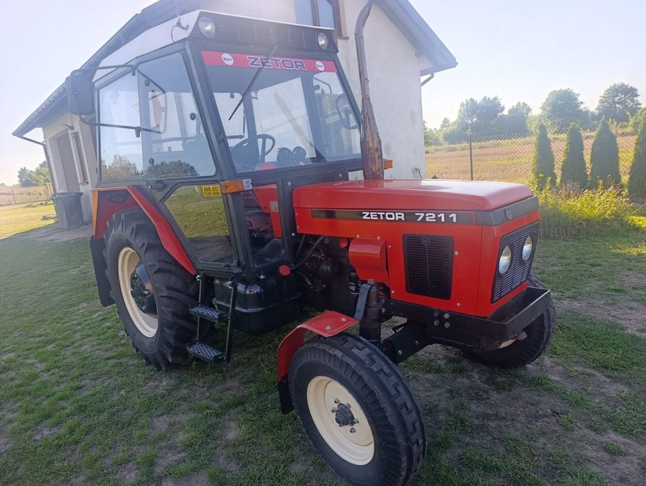 Ciągnik rolniczy Zetor 7211