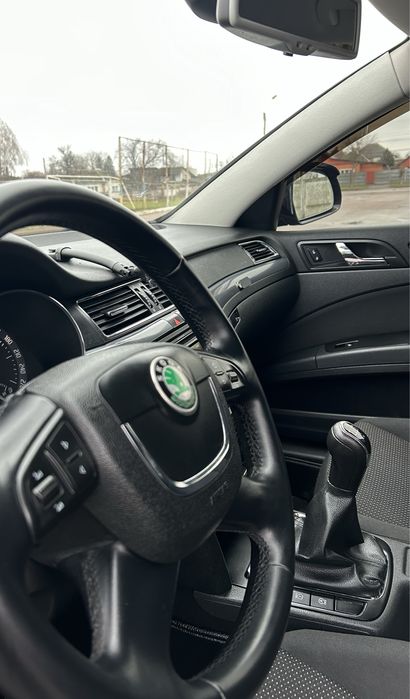 Продам Skoda Superb 2011