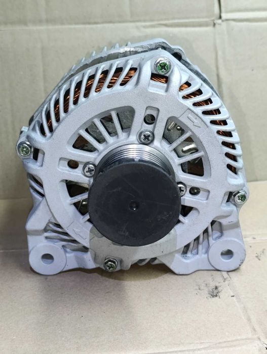 Генератор Espace Scenic Laguna Megane Latitude Лагуна Меган Сценік 2.0